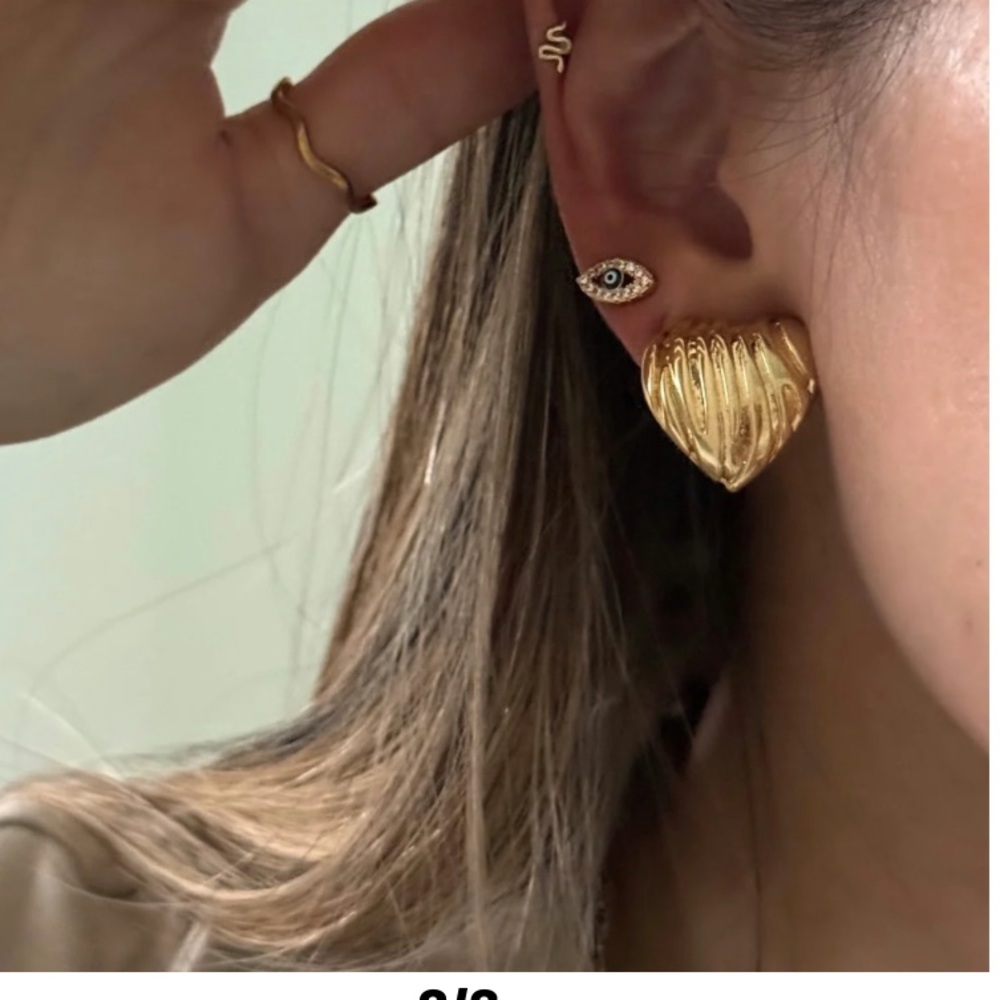 YUMIYU Heart Earrings Gold Filled - Picture 2 of 7